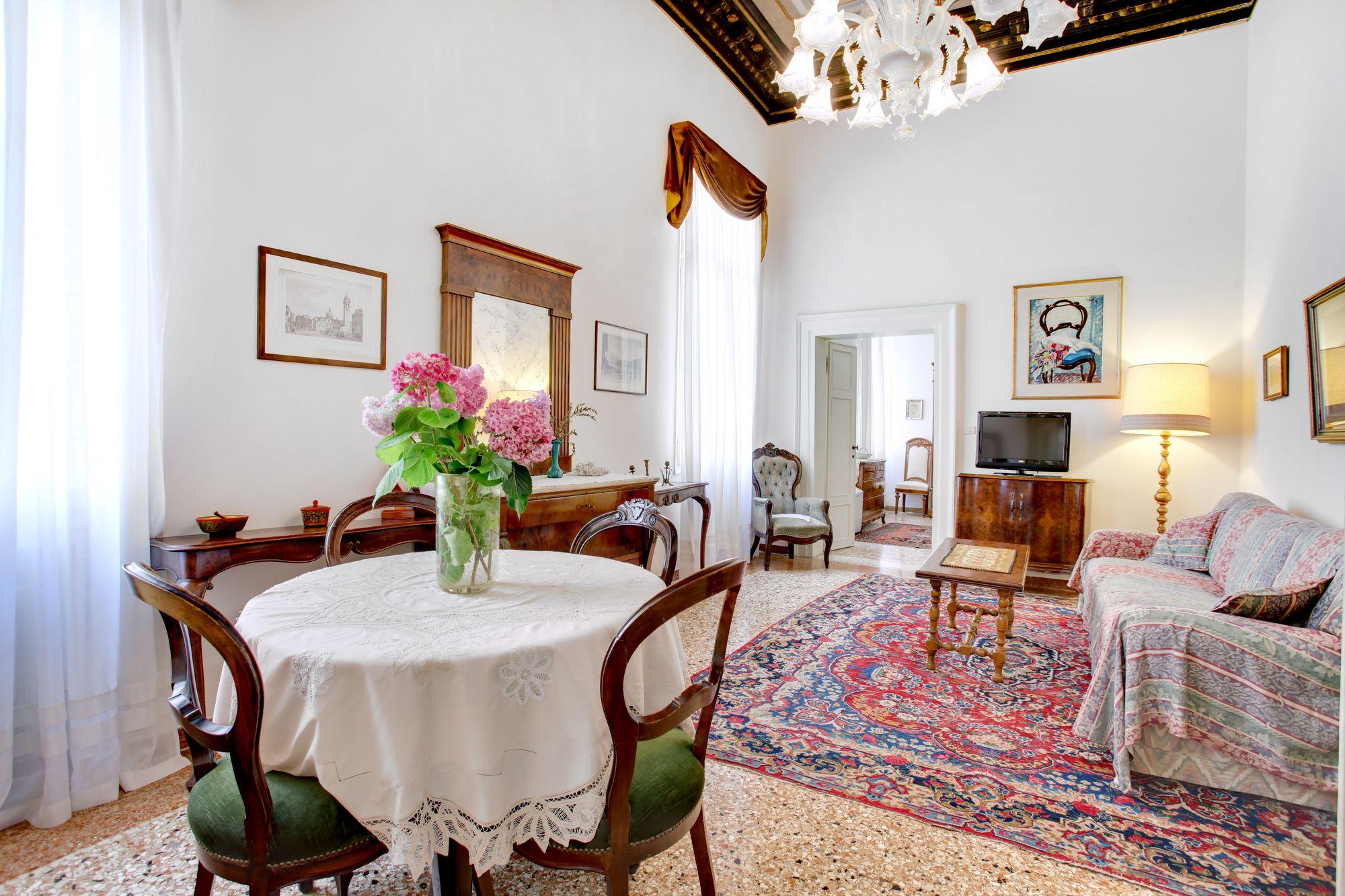 Testa - Wr Apartments Venice Exterior photo